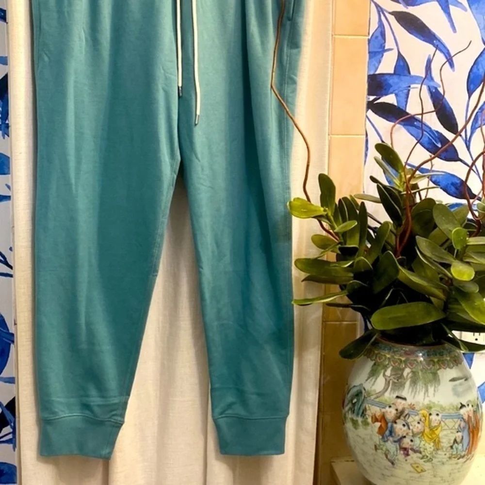 NWOT Men’s Land’s End Serious Sweats Sea Foam Blue Draw String Joggers Size L